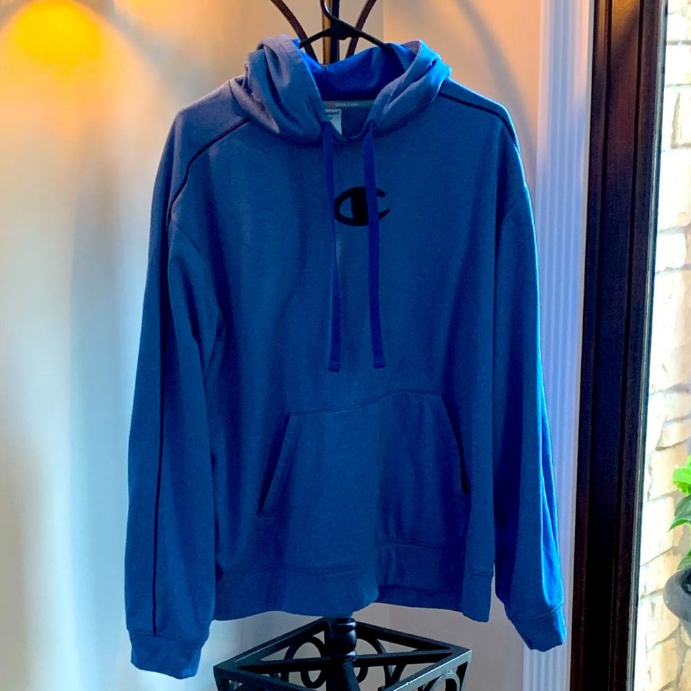 Champion Powertrain Hoodie. XL